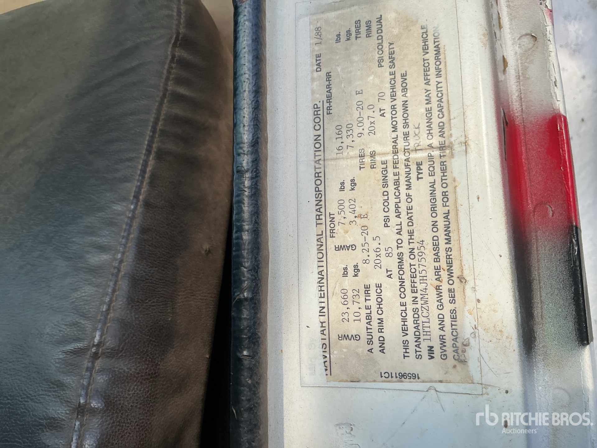 Photo of a 1988 International 1754