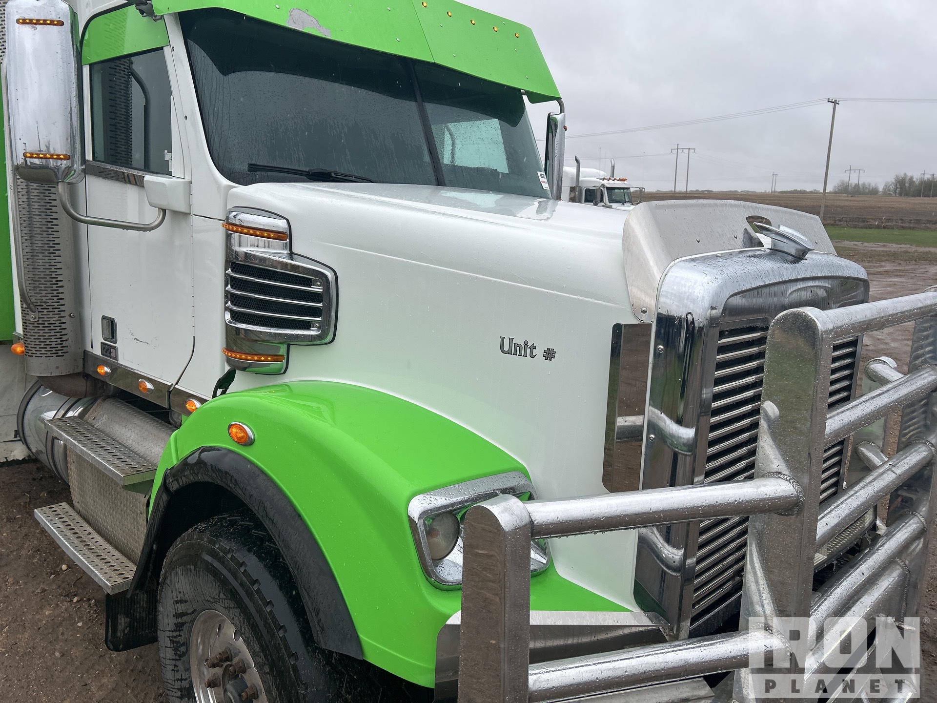 2015 Freightliner CORONADO 122SD