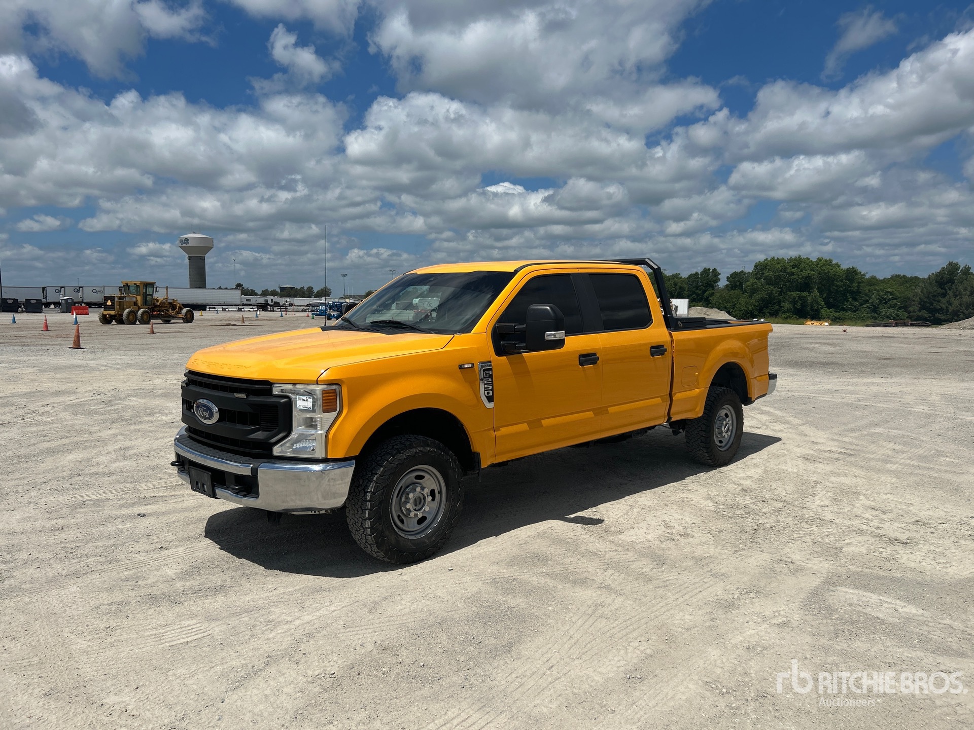General Appearance with Featured Photo