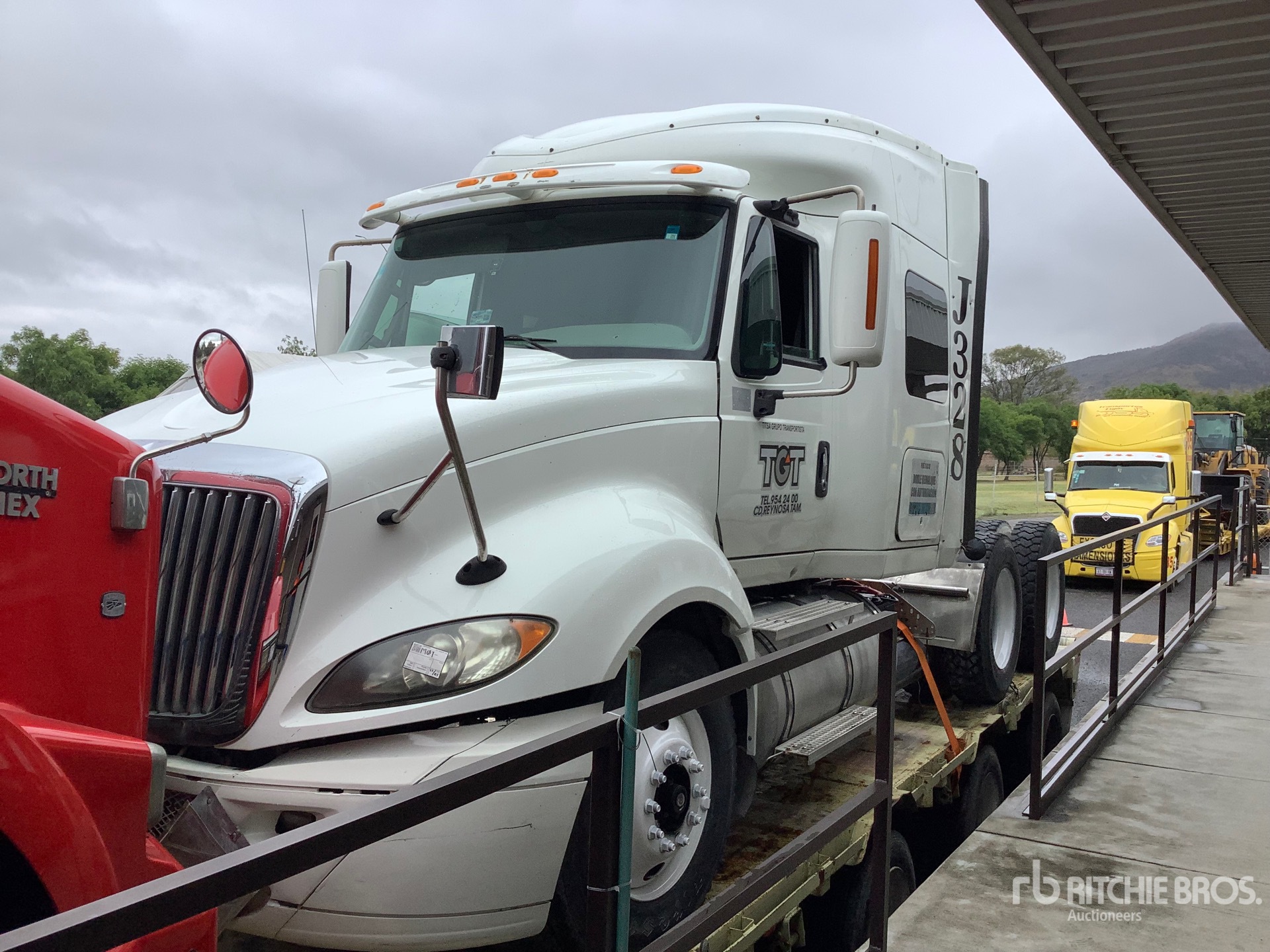 Photo of a 2016 International PROSTAR 6X4