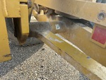 Chassis with Front Axle Oscillating Pin