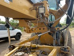 Hydraulics with Blade Lift Cylinders