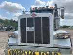 General Appearance with Exterior Lights