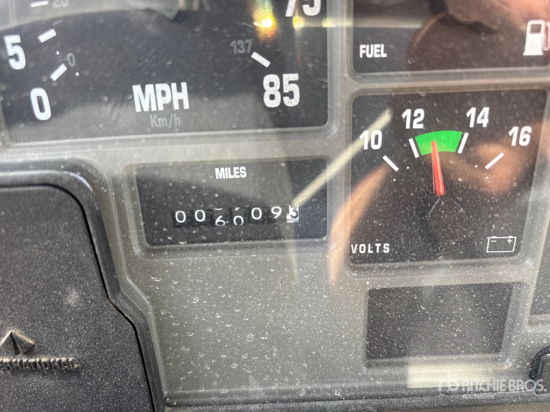 General Appearance with Hour Meter / Odometer