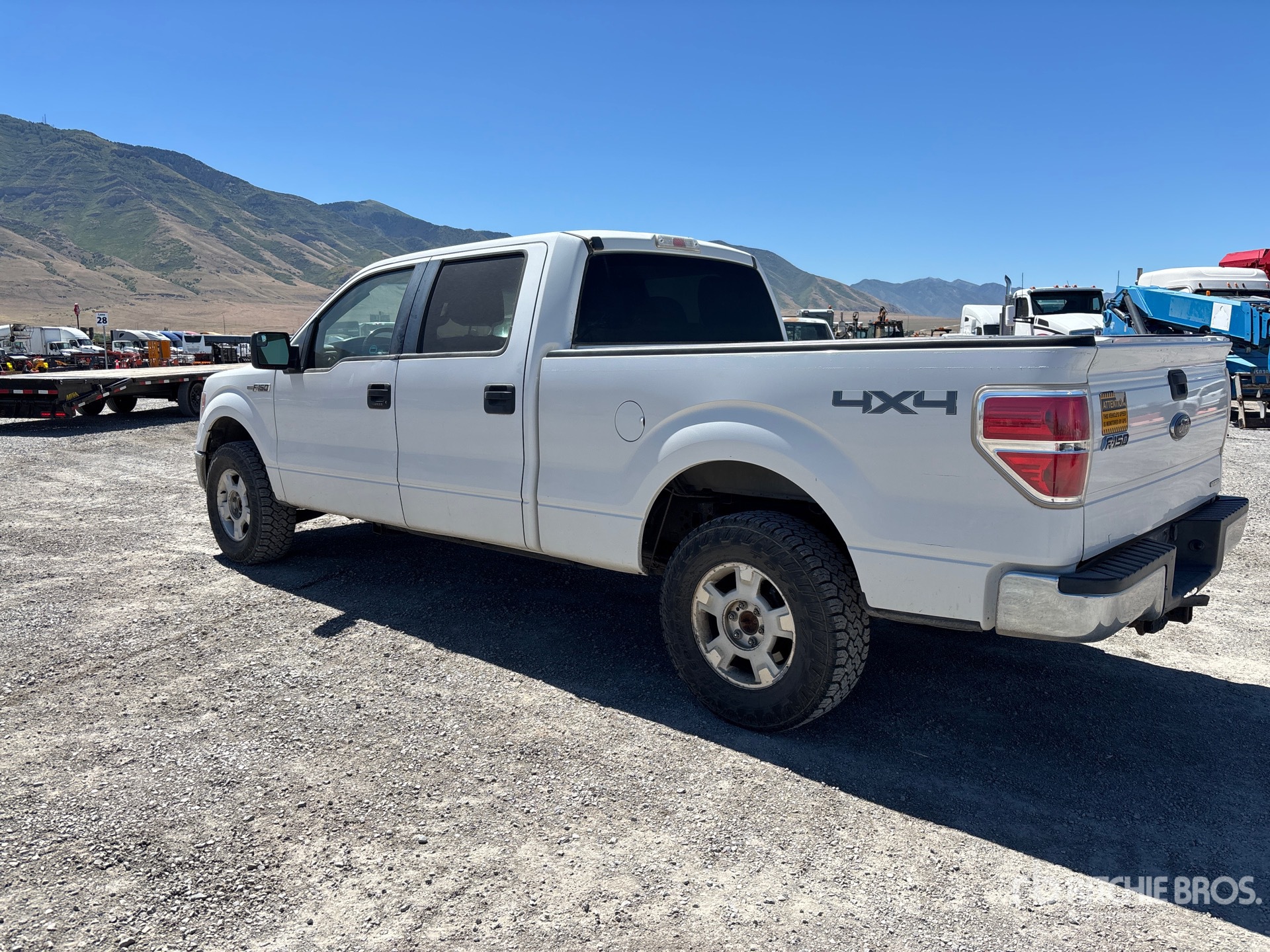 General Appearance with Picture, Left Rear Corner