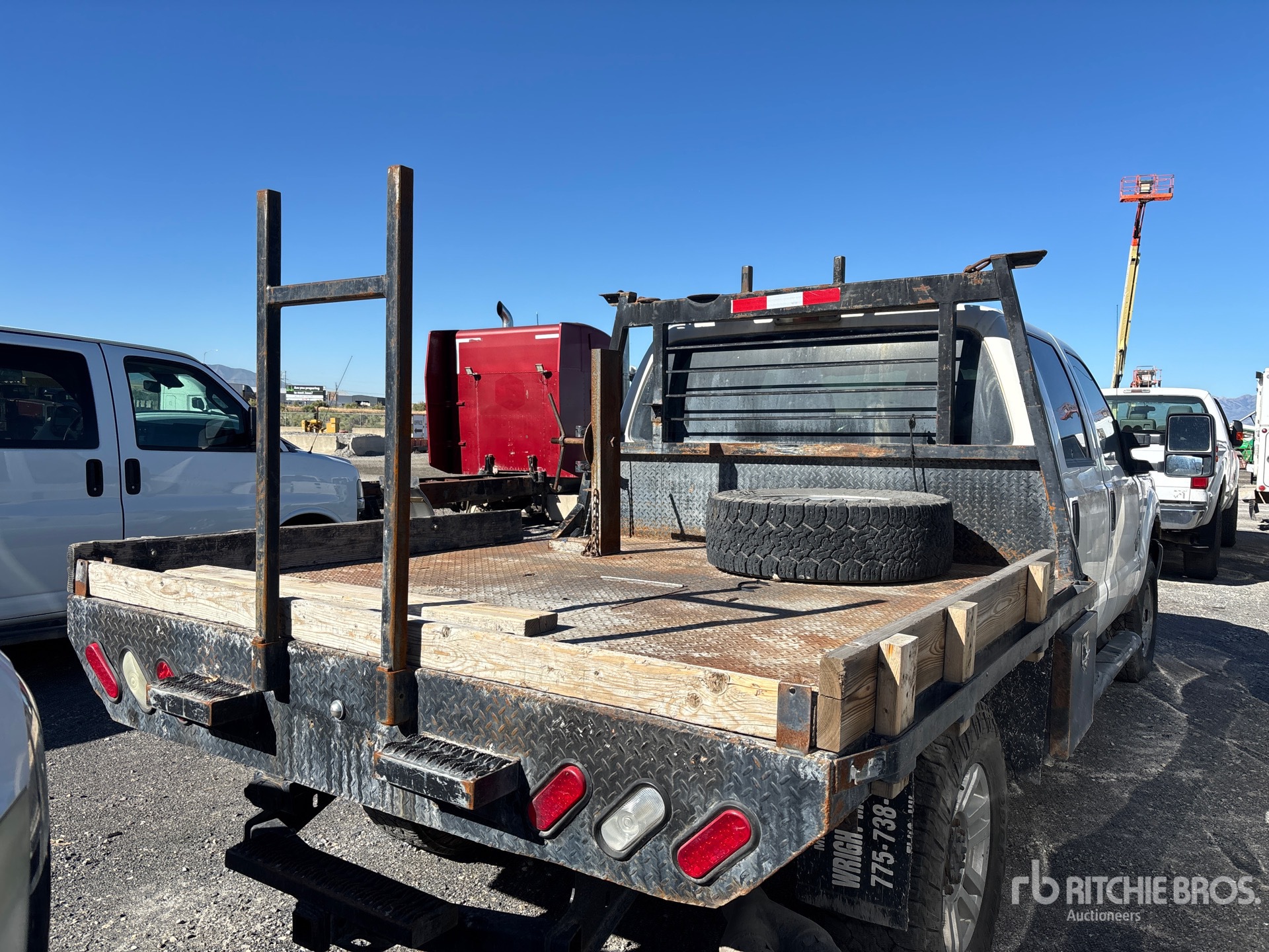 General Appearance with Picture, Right Rear Corner