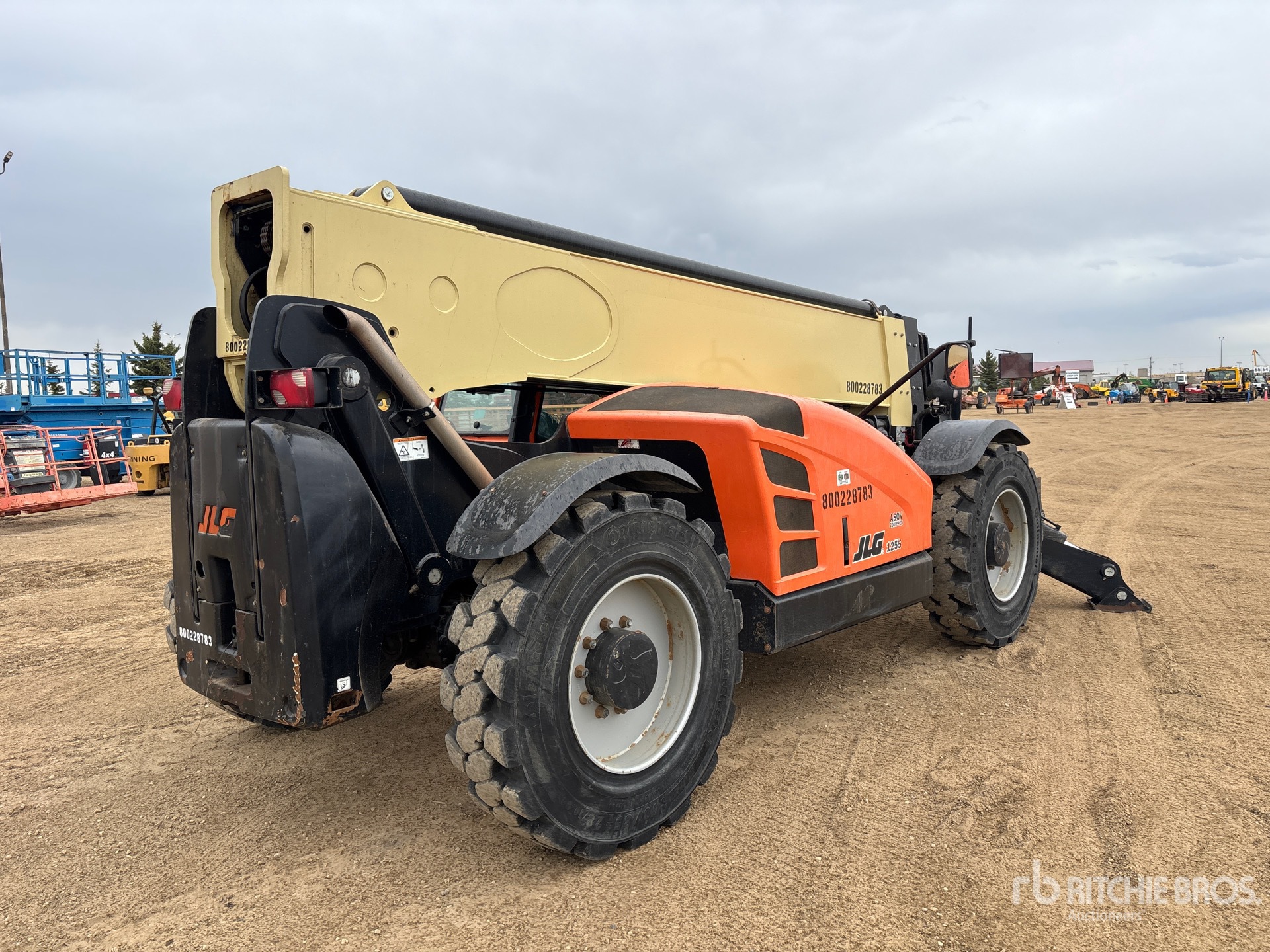 General Appearance with Picture, Right Rear Corner