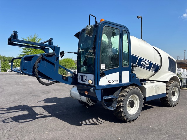 2024 Fiori DB X35 Self Propelled Portable Concrete Mixer 2024 Fiori DB X35 Self Propelled Portable Concrete Mixer