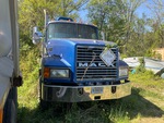Picture, Right Front Corner