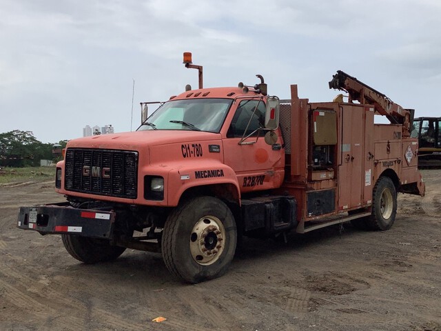 1998 GMC C7500 4x2 Service Truck