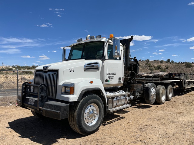 2015 Western Star 4700 8x4 Winch Truck