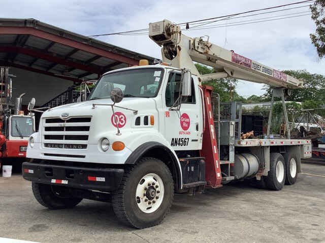 Terex BT3000 Straight Boom on 2002 Sterling LT7501 6x4 Crane Truck