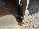 Chassis with Quick Coupler to Arms Pins
