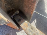 Chassis with Quick Coupler to Arms Pins