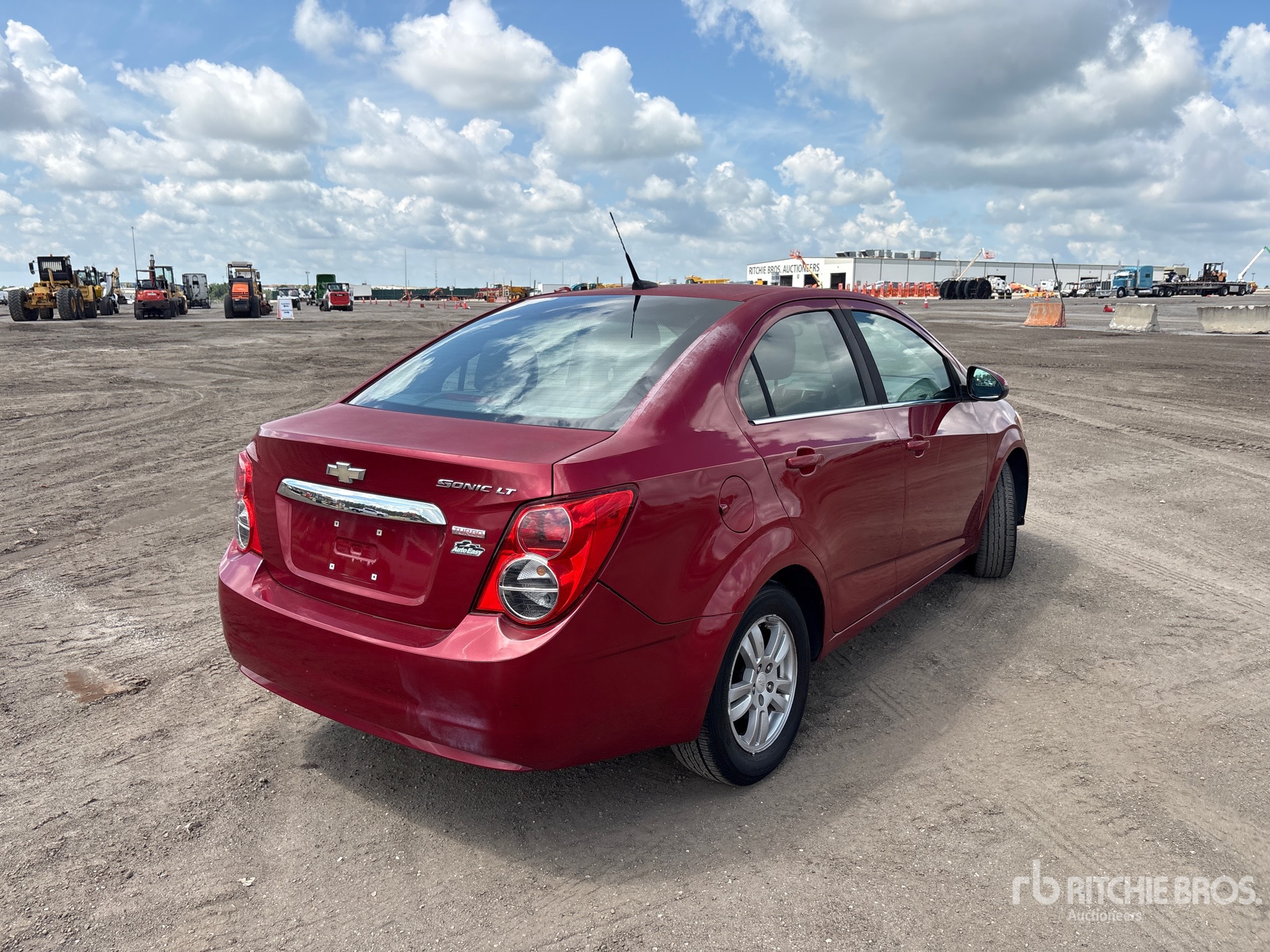 General Appearance with Picture, Right Rear Corner