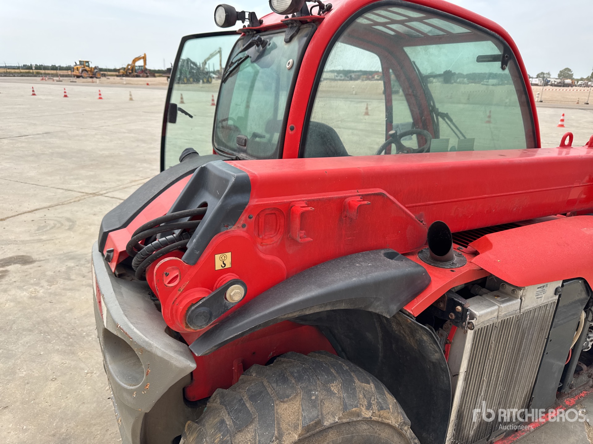 2019 Manitou MT420