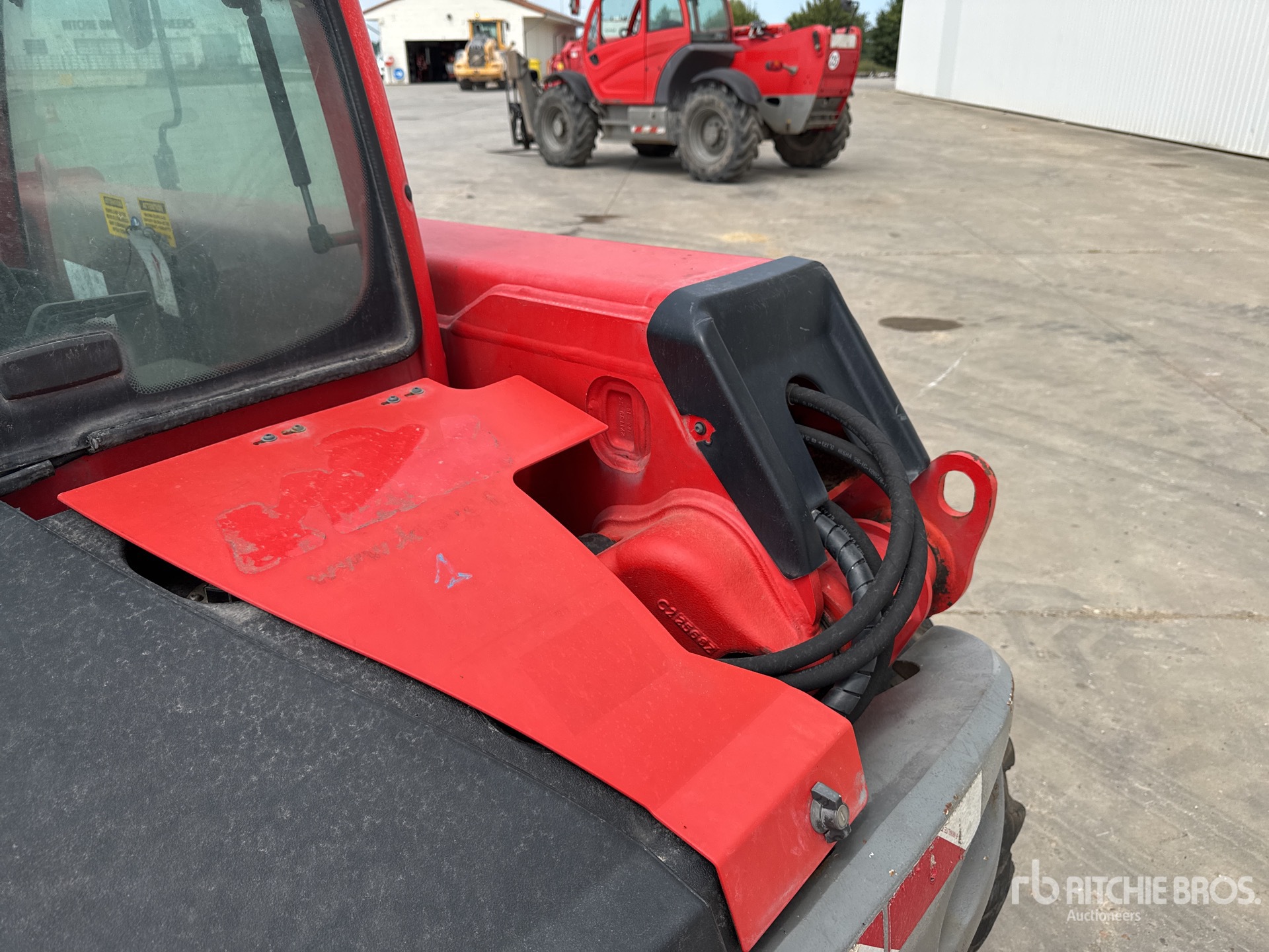 2019 Manitou MT420