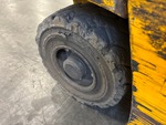 Chassis with Right Rear Tire