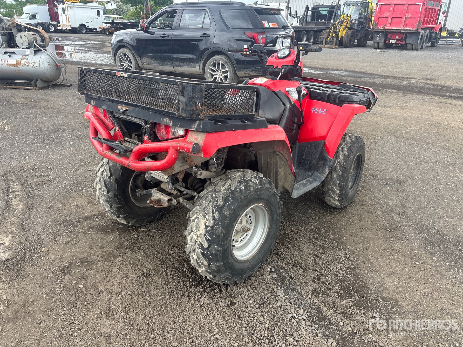 General Appearance with Picture, Right Rear Corner