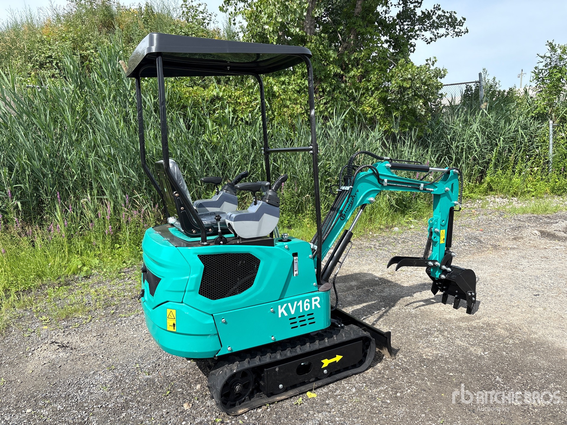 General Appearance with Picture, Right Rear Corner