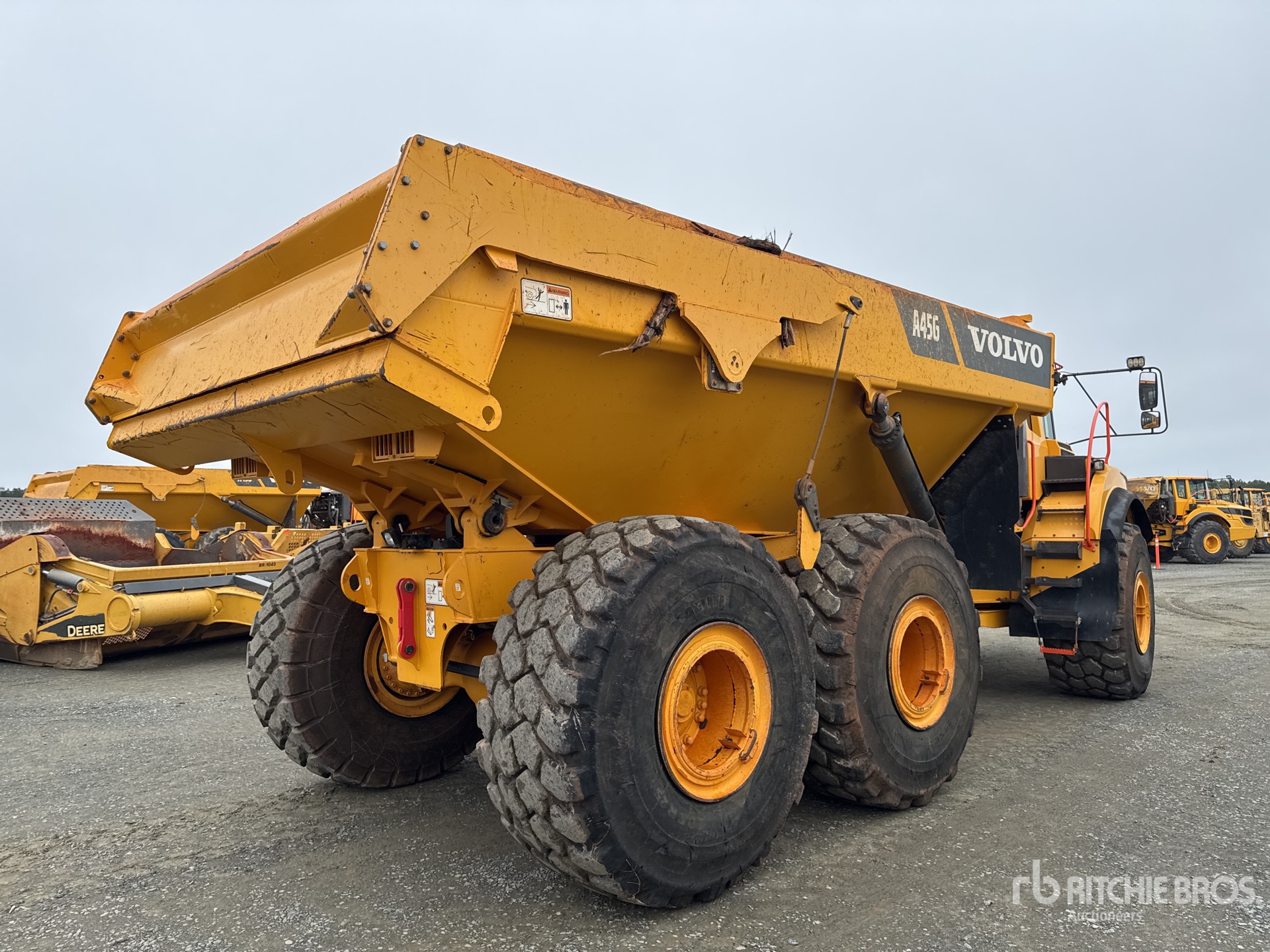 General Appearance with Picture, Right Rear Corner