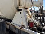 Underbody with Hydraulic Tank