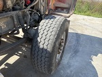 Underbody with Right Steer Tire