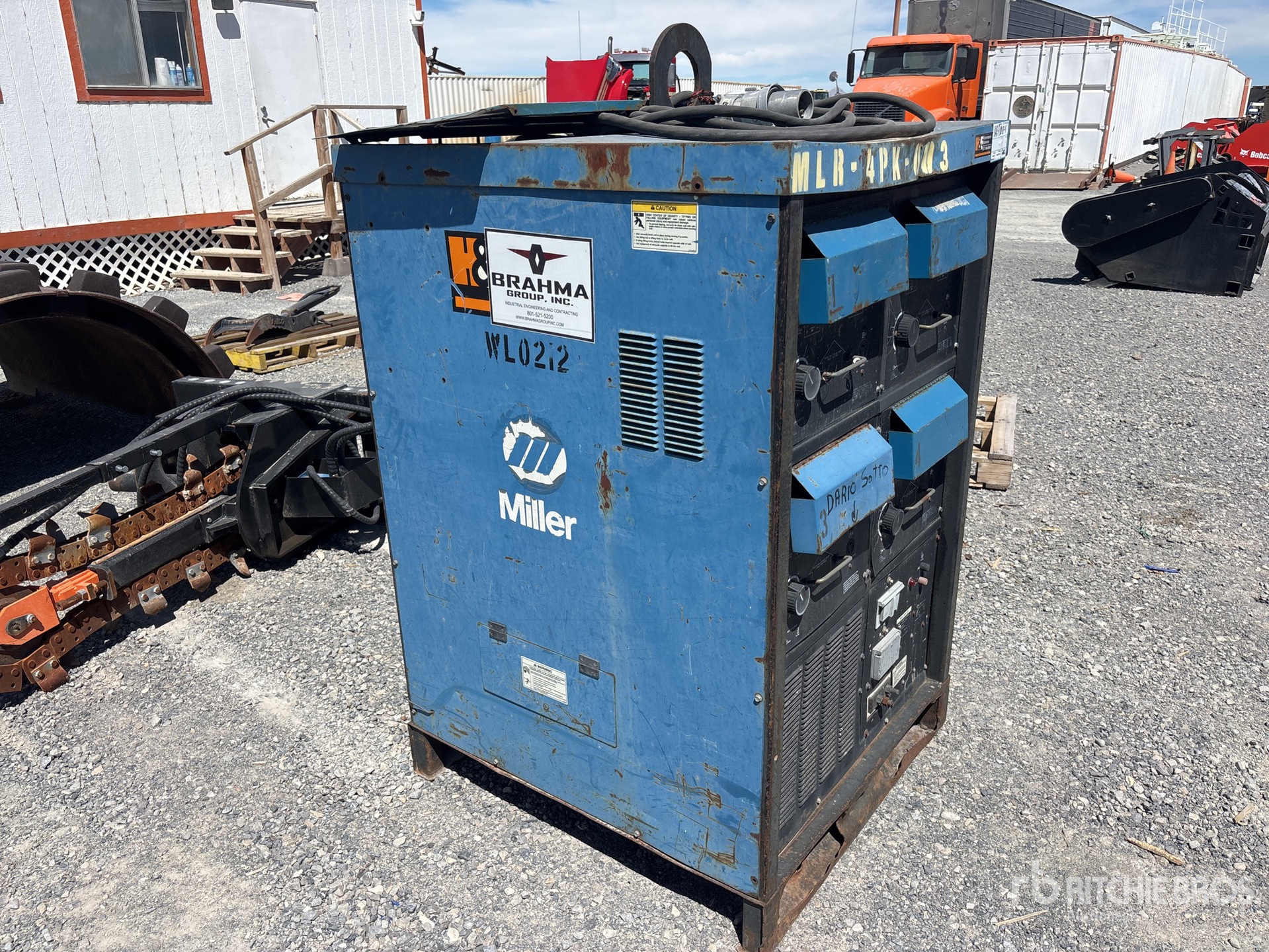 General Appearance with Picture, Right Front Corner