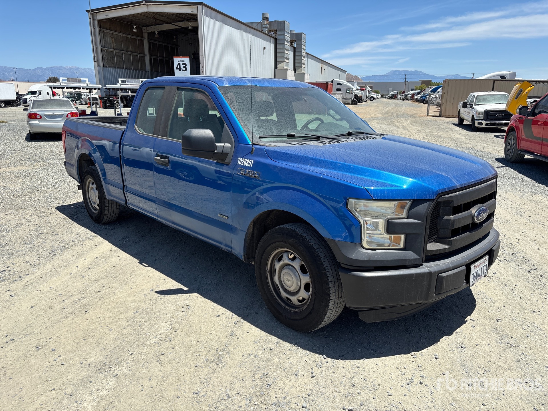 General Appearance with Picture, Right Front Corner