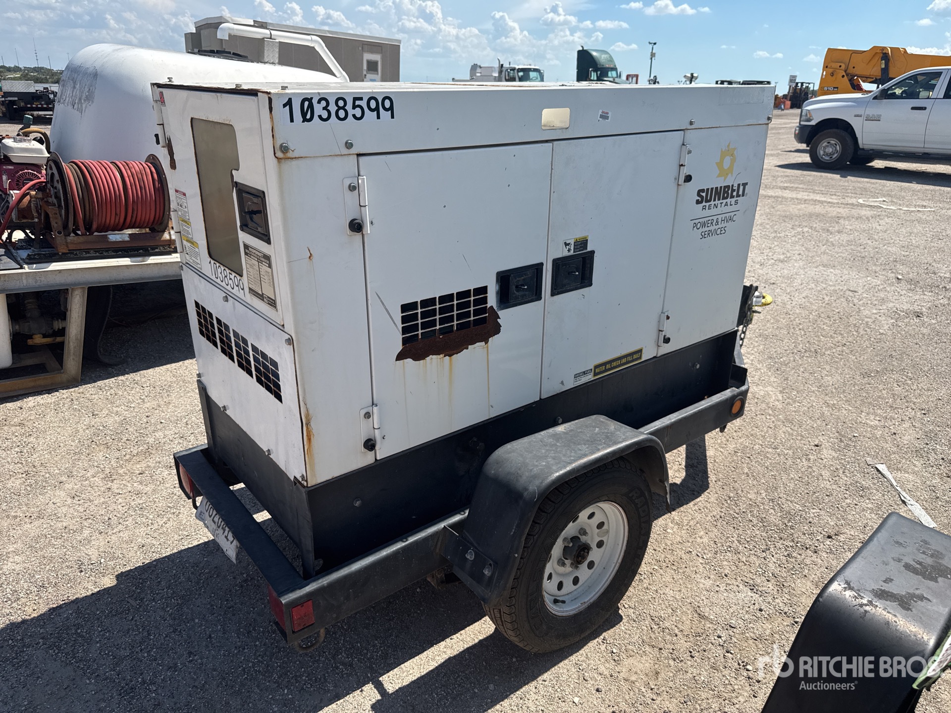General Appearance with Picture, Right Rear Corner
