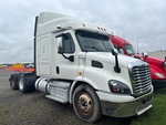 Picture, Right Front Corner