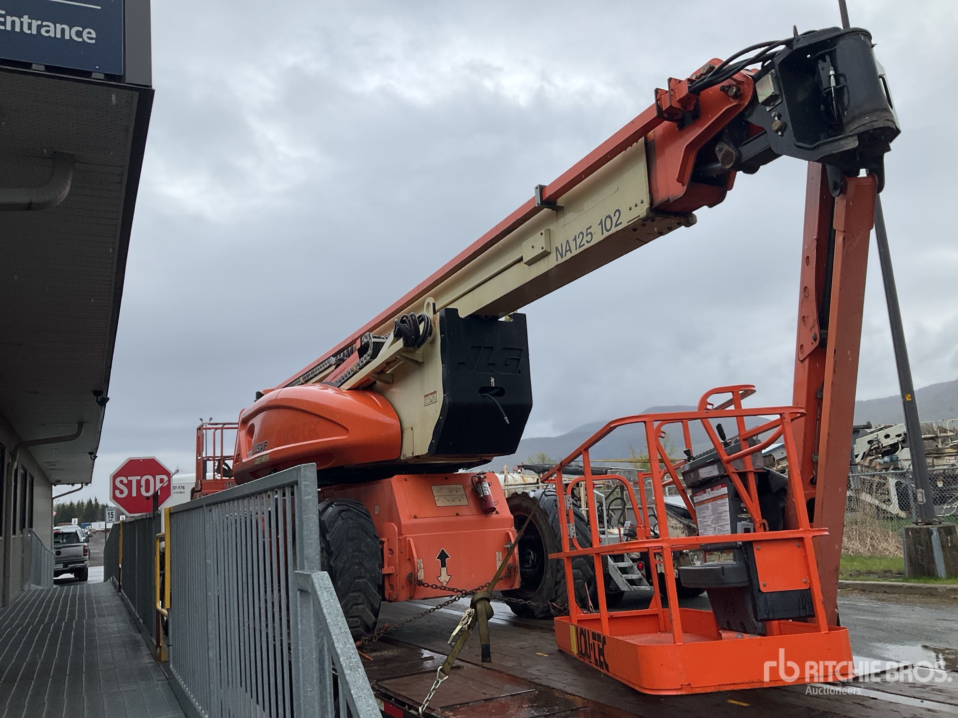 Photo of a 2014 JLG 1250AJP