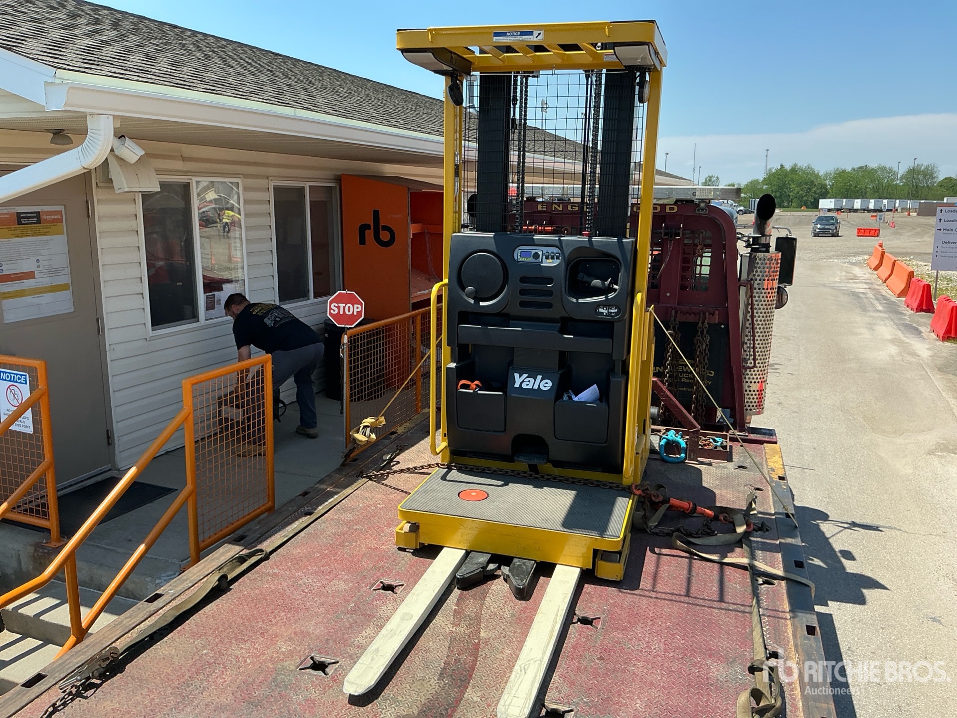 Photo of a 2023 Yale OS030EF