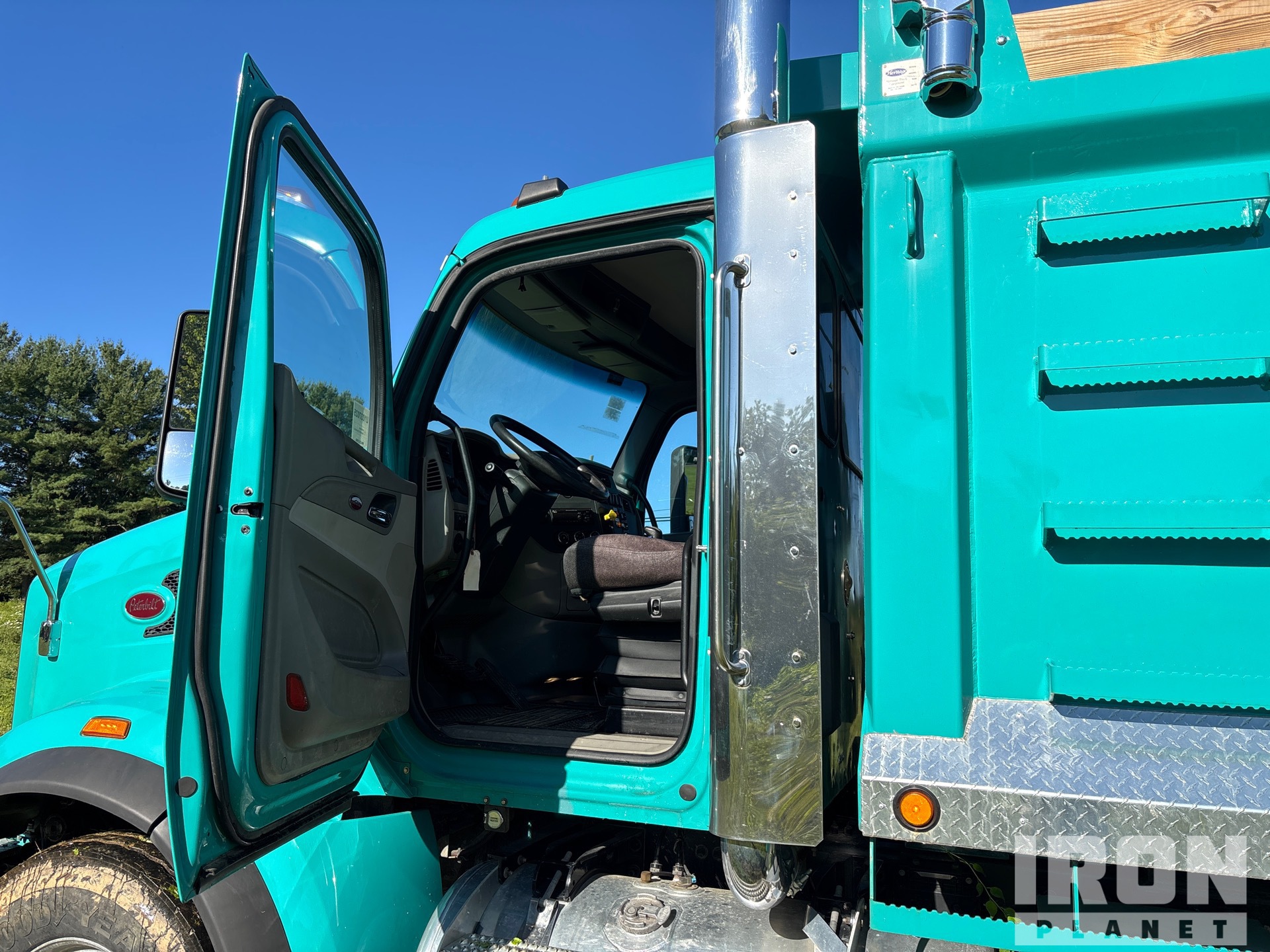 2018 Peterbilt 567