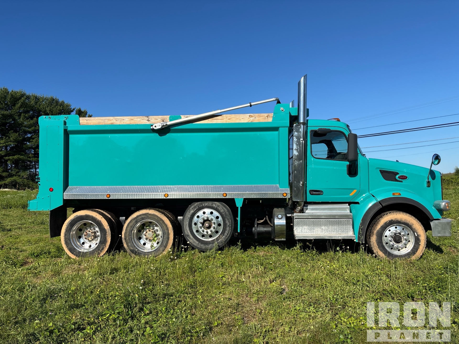 2018 Peterbilt 567