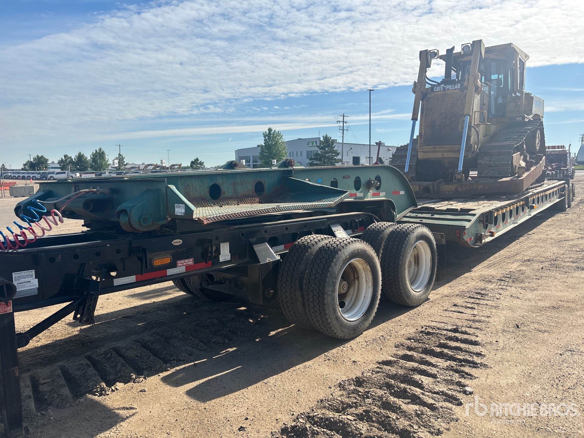 1988 Peerless 16-Wheel Removable Gooseneck