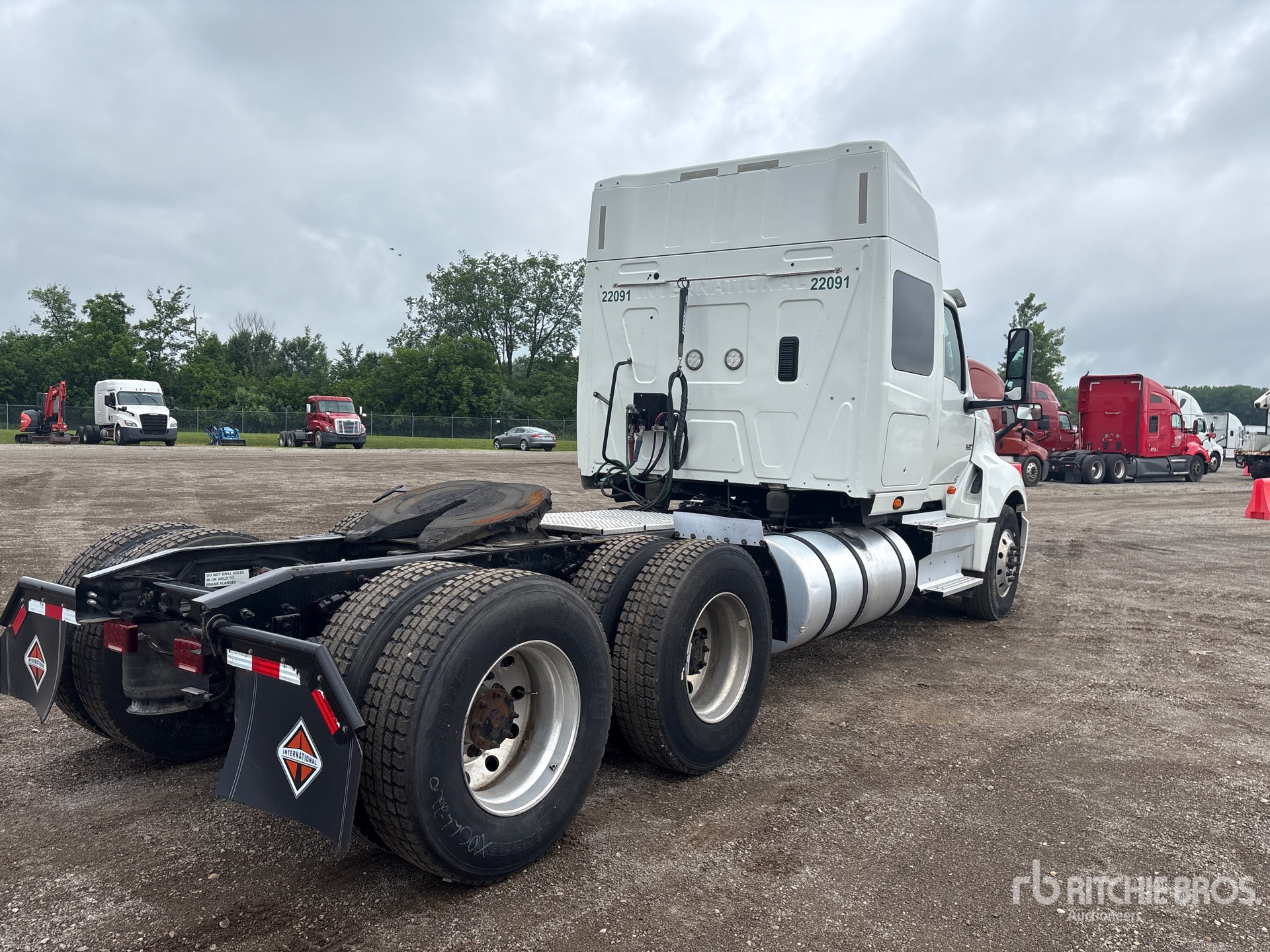 General Appearance with Picture, Right Rear Corner