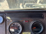 Cab with Luces de advertencia del motor