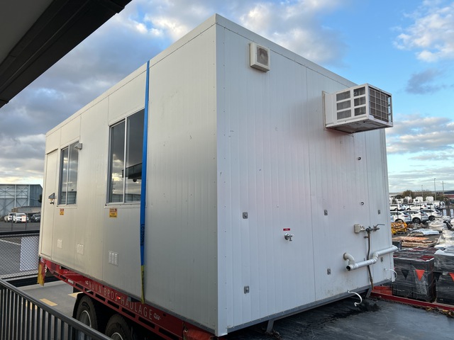 6 m x 3 m Skid-Mounted Canteen