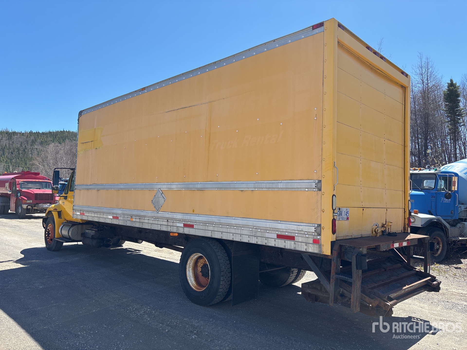 General Appearance with Picture, Left Rear Corner