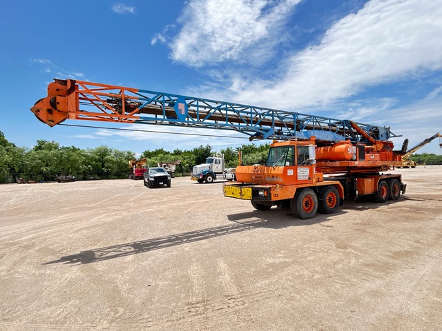2004 Watson 3100 on 2004 Tor Truck DR8480 8x4 Twin-Steer Drill Truck