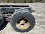 4 Underbody - Truck with