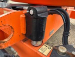 Hydraulics with Frame Leveling Cylinders