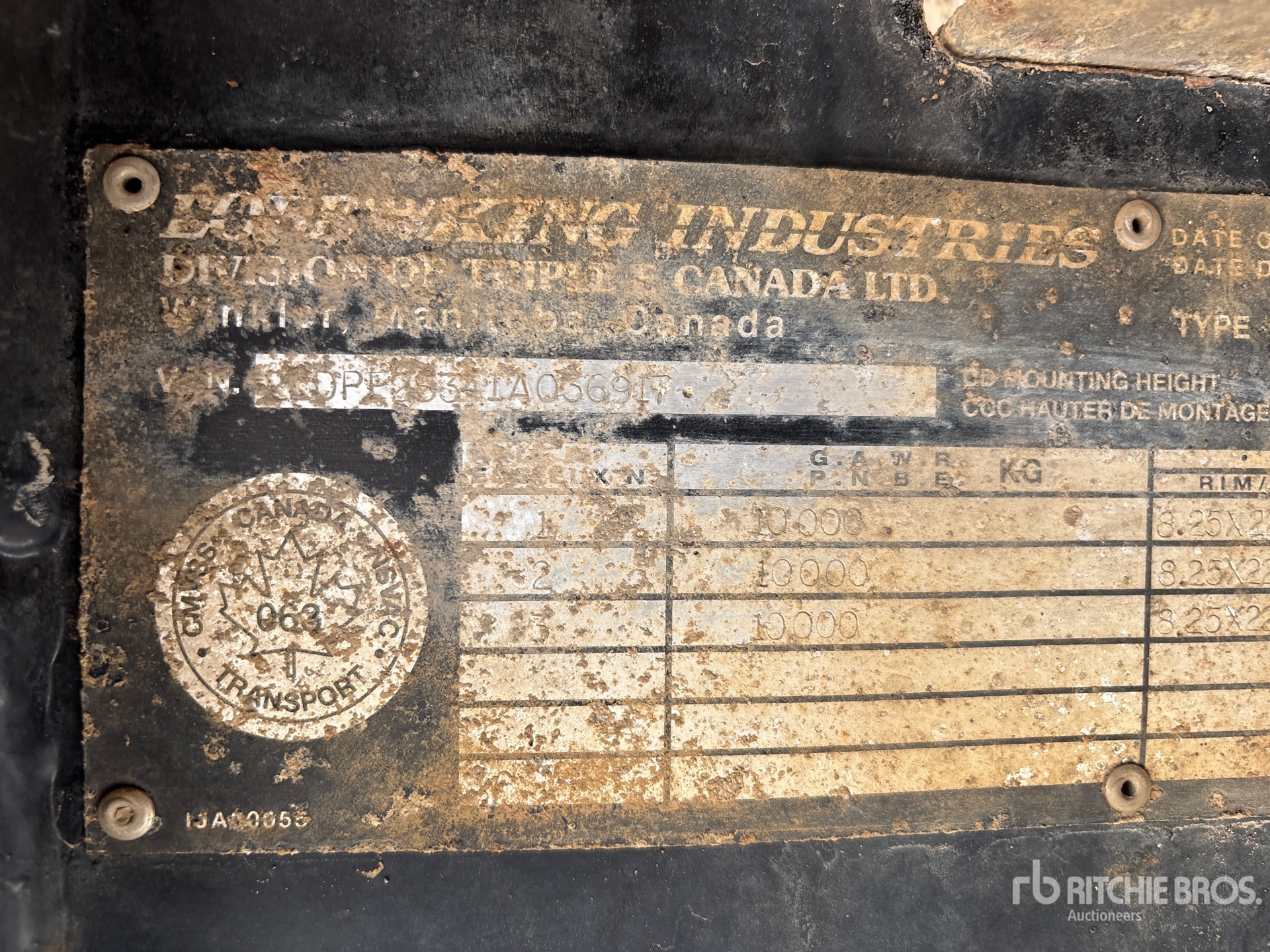 2001 Load King 28 ft Tri/A Super B-Train Lead  ...