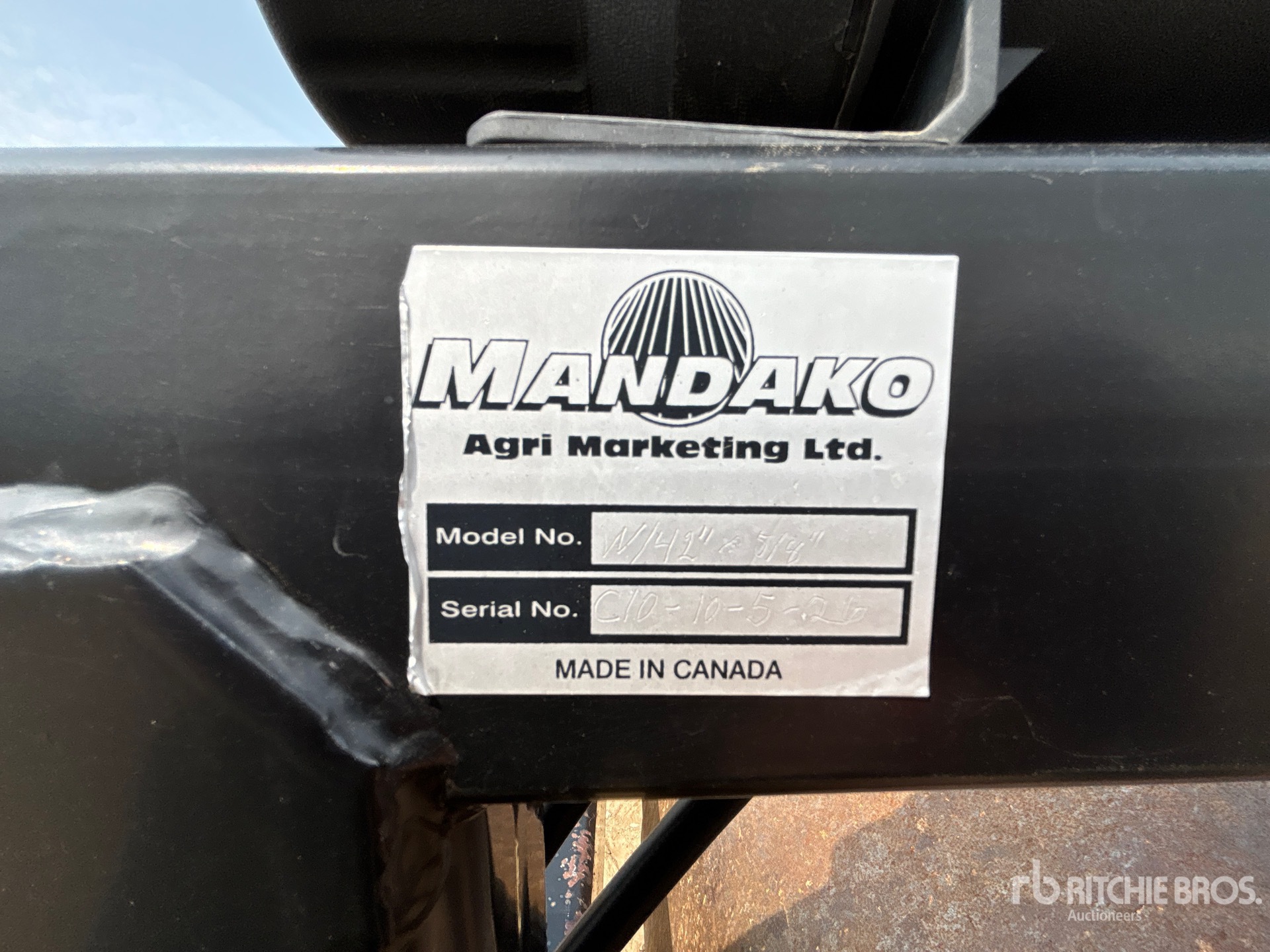 2010 Mandako 50 FT LAND ROLL