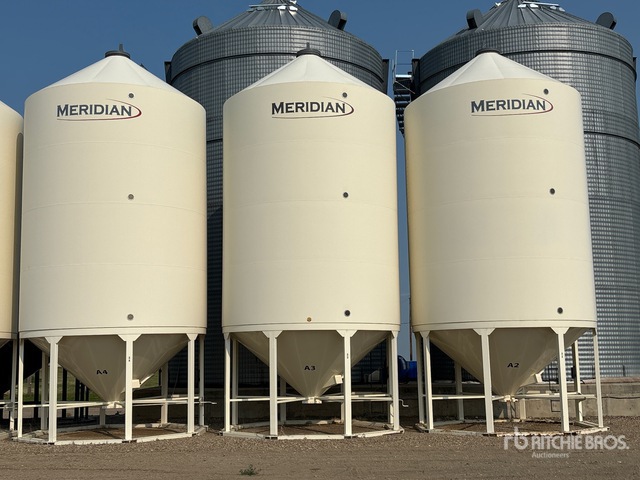 2015 Meridian 1620s D5 Meridian 1620s D5 +/- 4100 Bu Smooth Wall Hopper Grain Bin Grain Bin