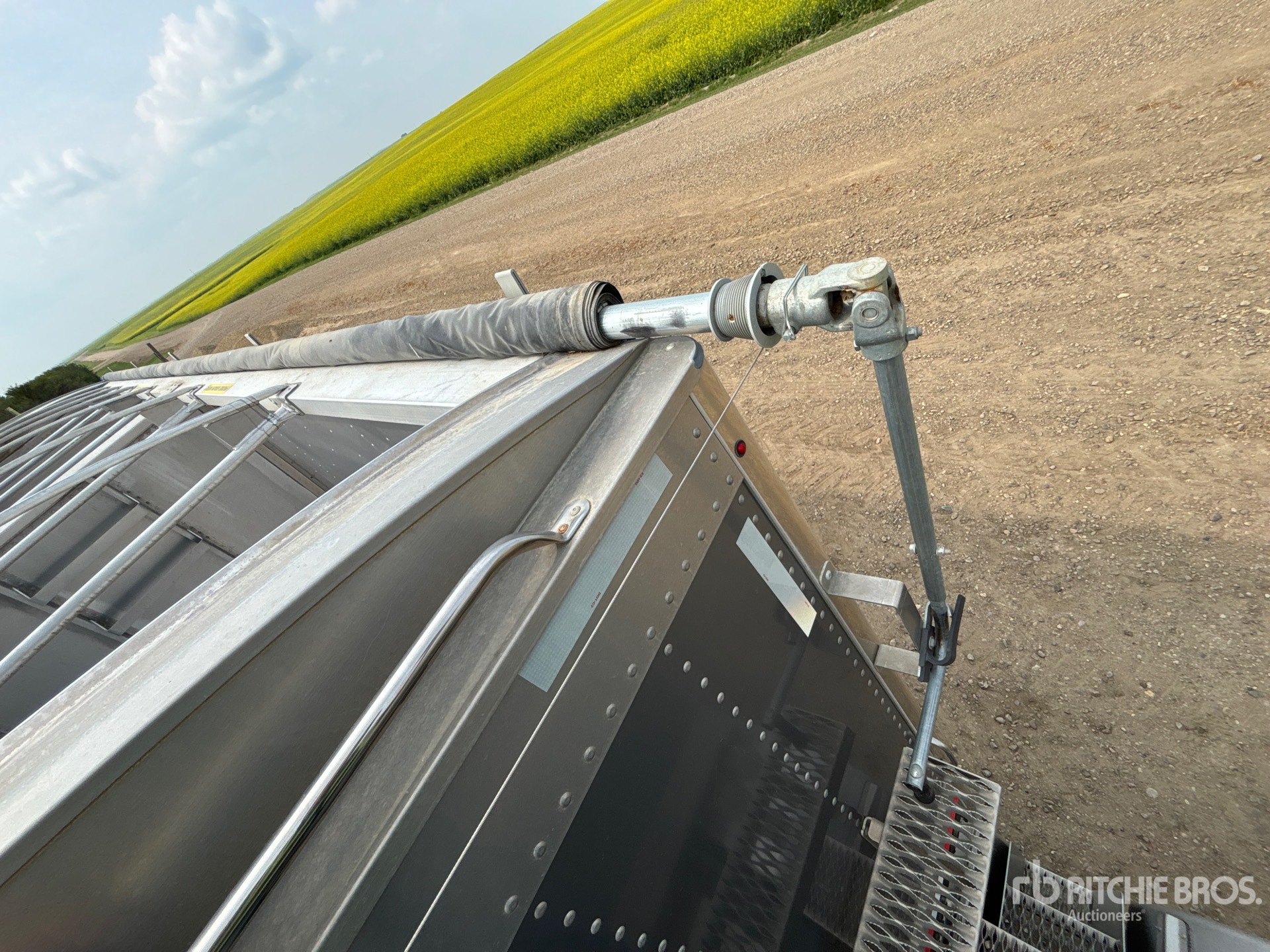 2021 Load King 28 ft Tri/A Super B-Train Lead