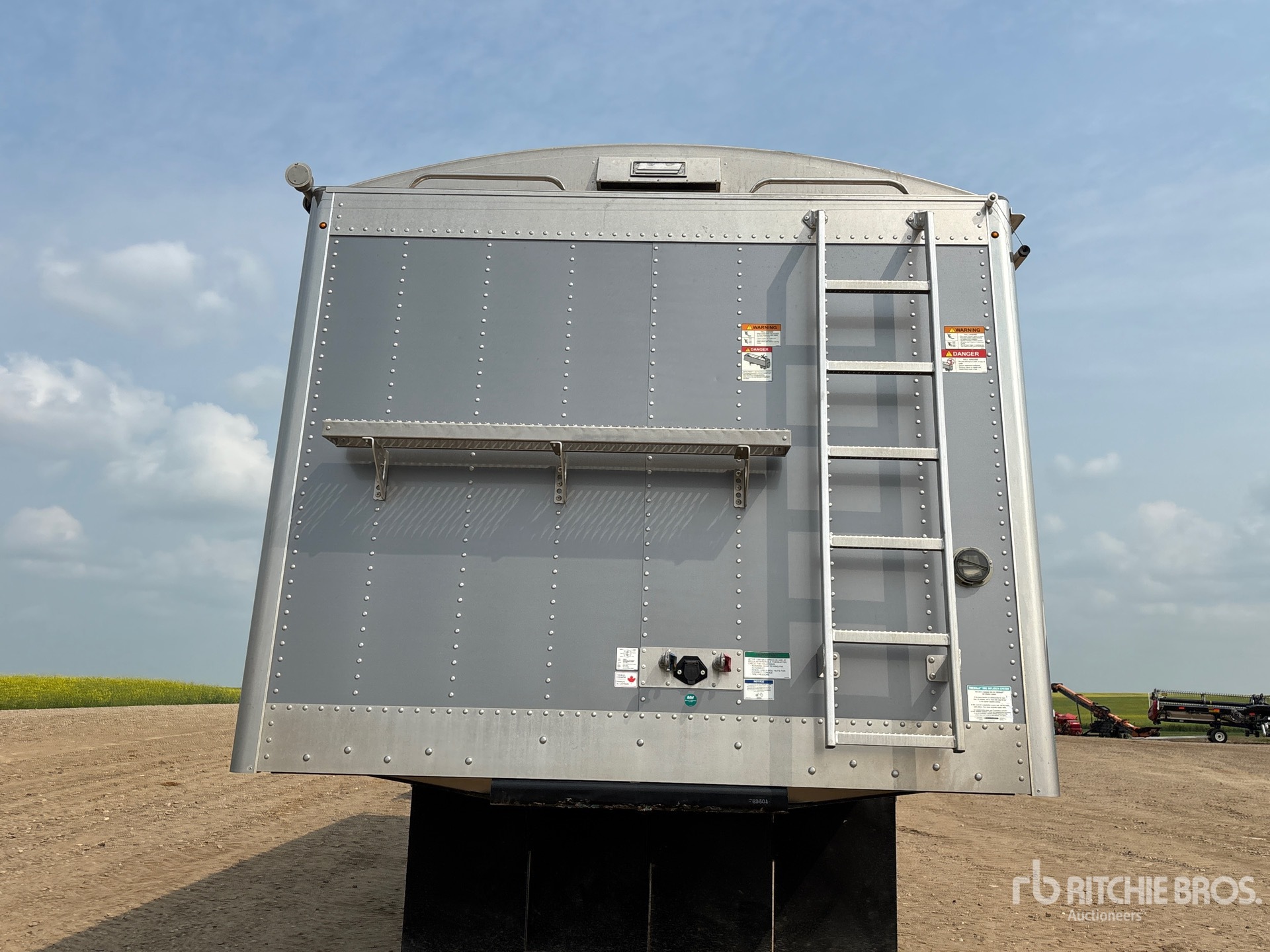 2021 Load King 28 ft Tri/A Super B-Train Lead