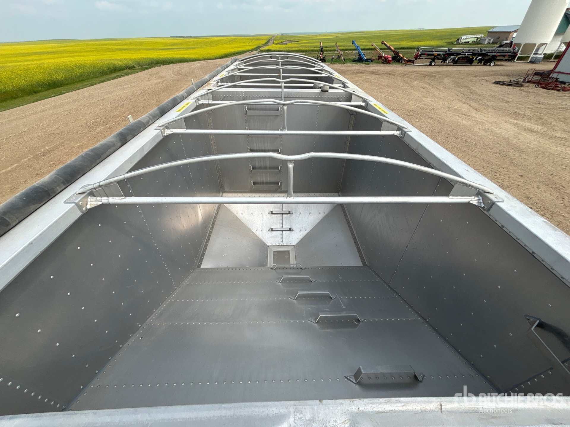 2021 Load King 30 ft Super B-Train Pup