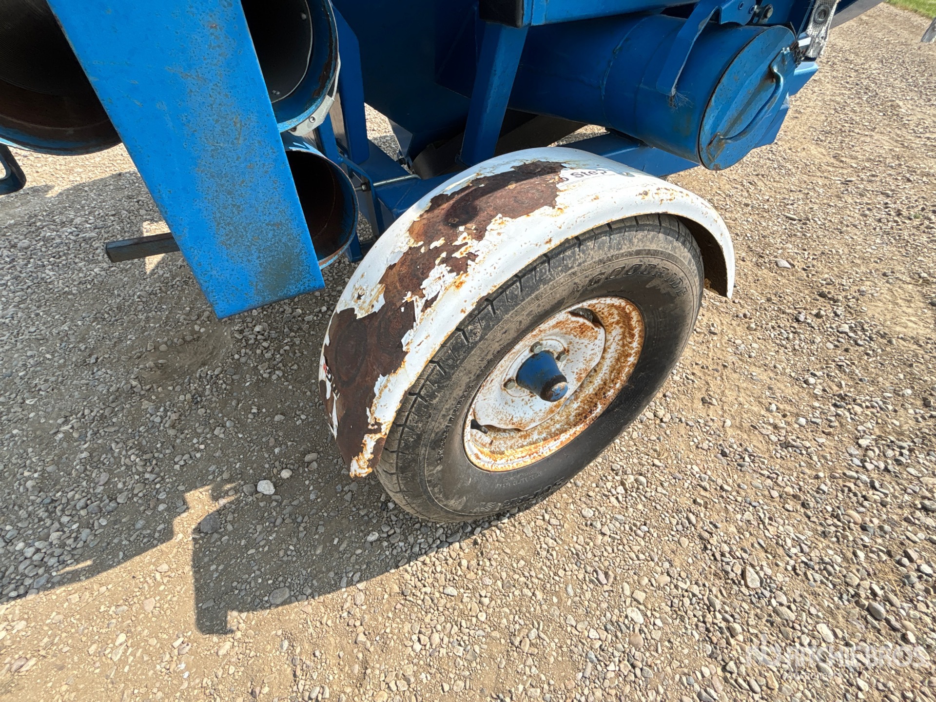 2000 Brandt 4500
